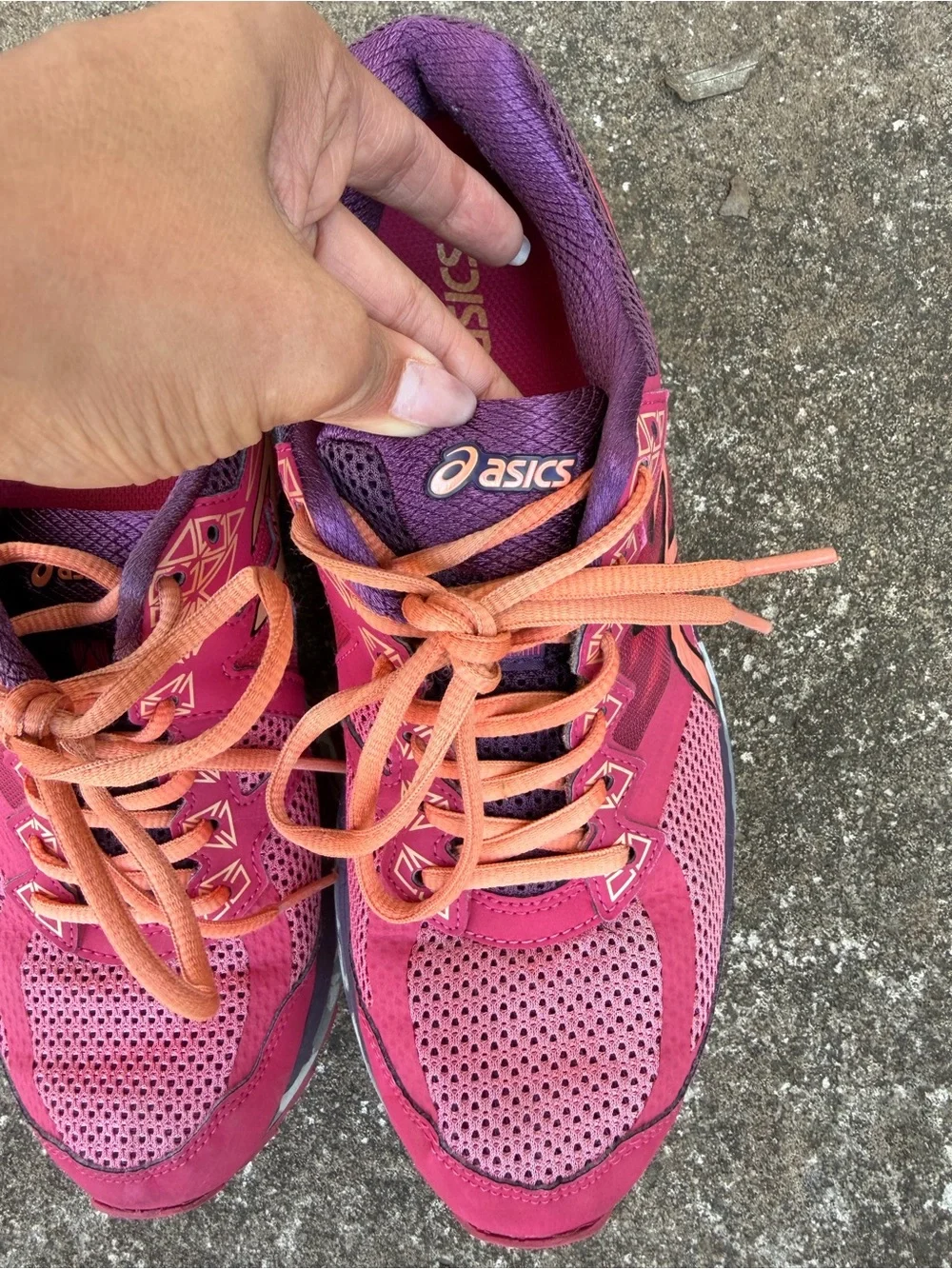 ASICS GT-2000 4 Women’s Running Shoes – Size 9